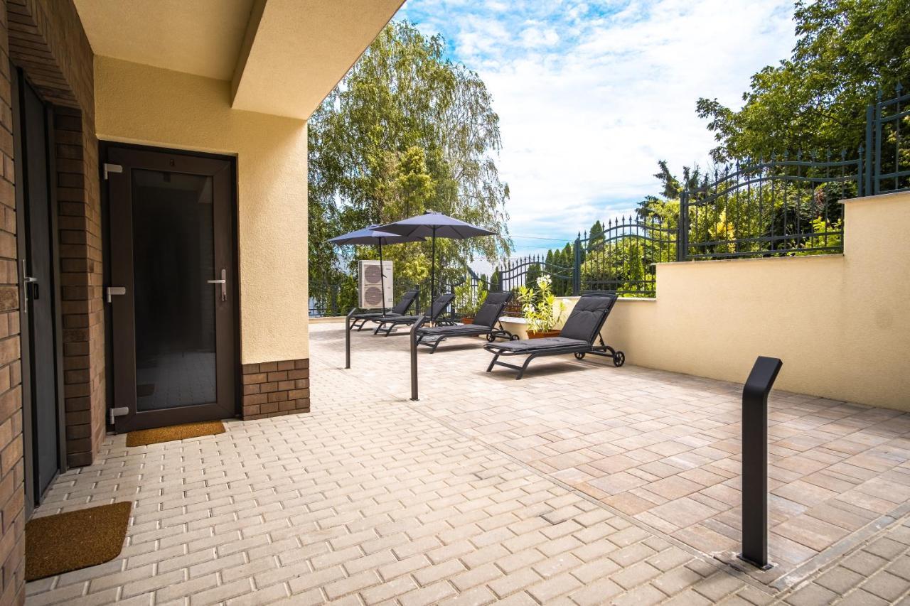 Kiss-Henezi Guest House Keszthely Εξωτερικό φωτογραφία