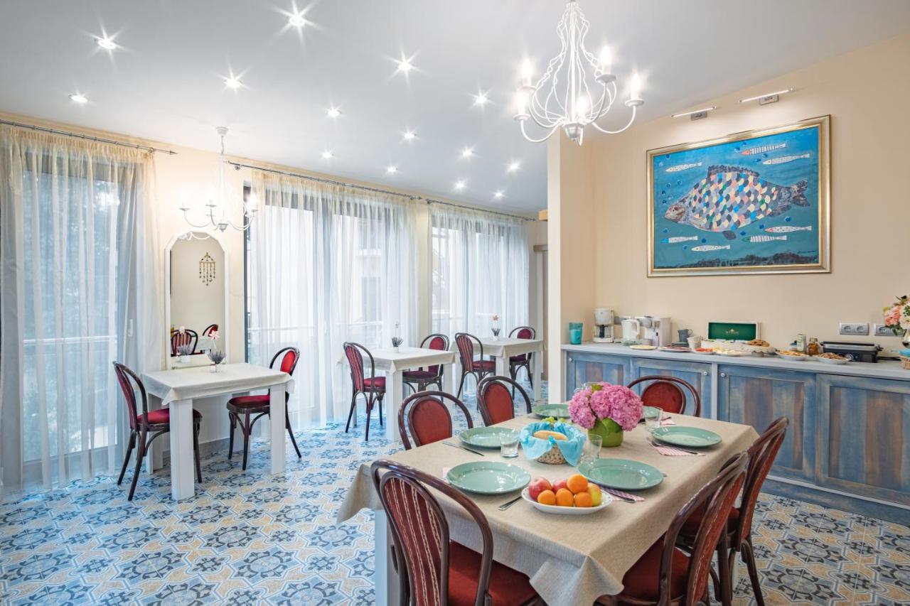 Kiss-Henezi Guest House Keszthely Εξωτερικό φωτογραφία