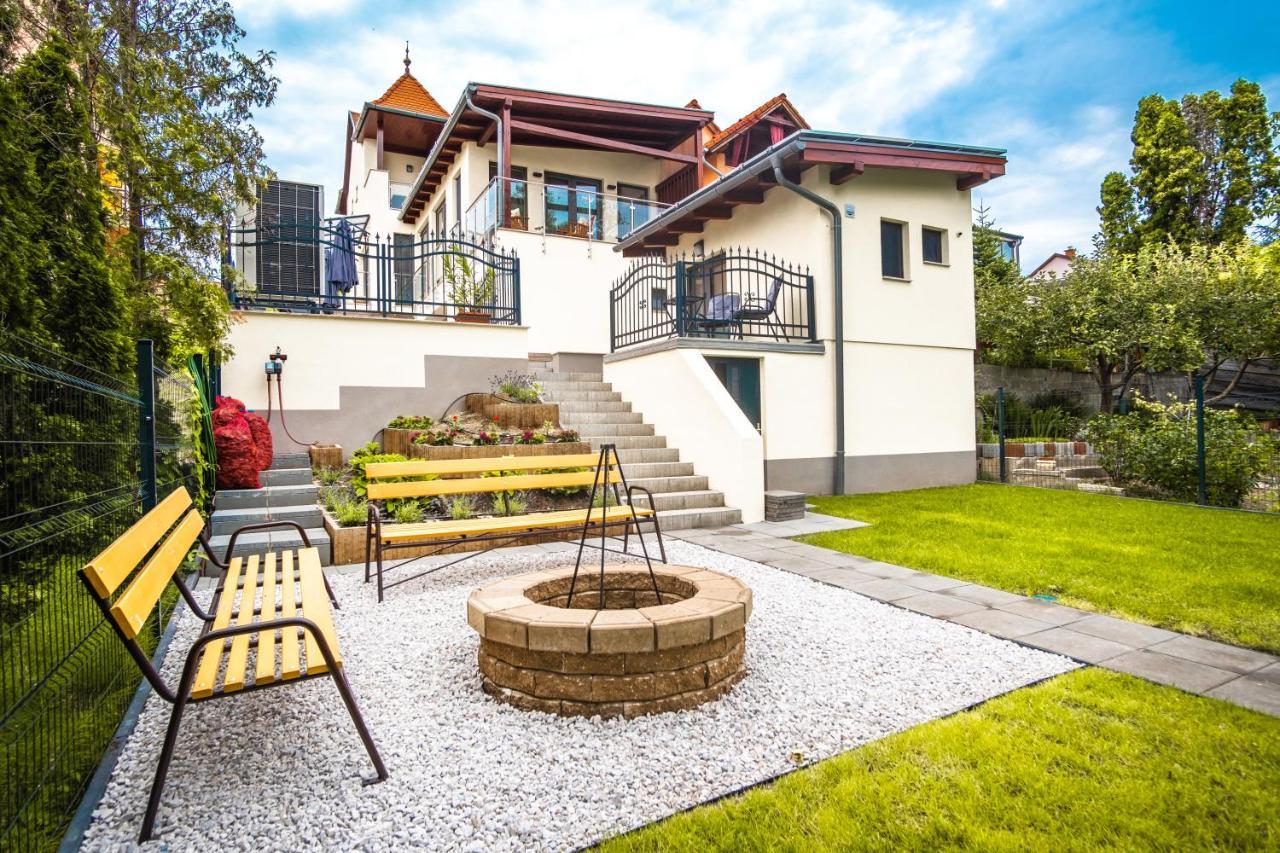 Kiss-Henezi Guest House Keszthely Εξωτερικό φωτογραφία